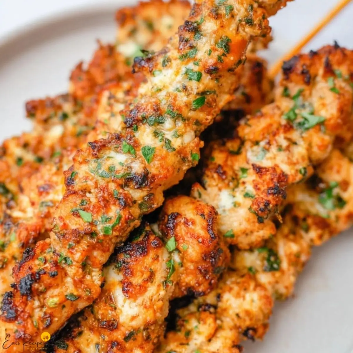 Air Fryer Garlic Parmesan Chicken Skewers