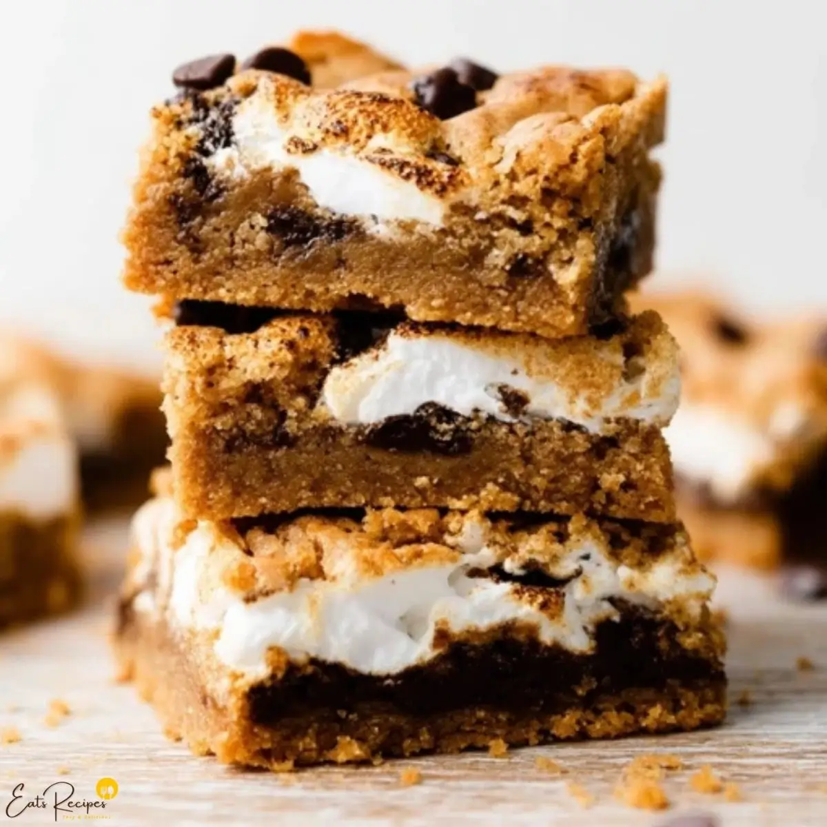 S’mores Cookie Bars