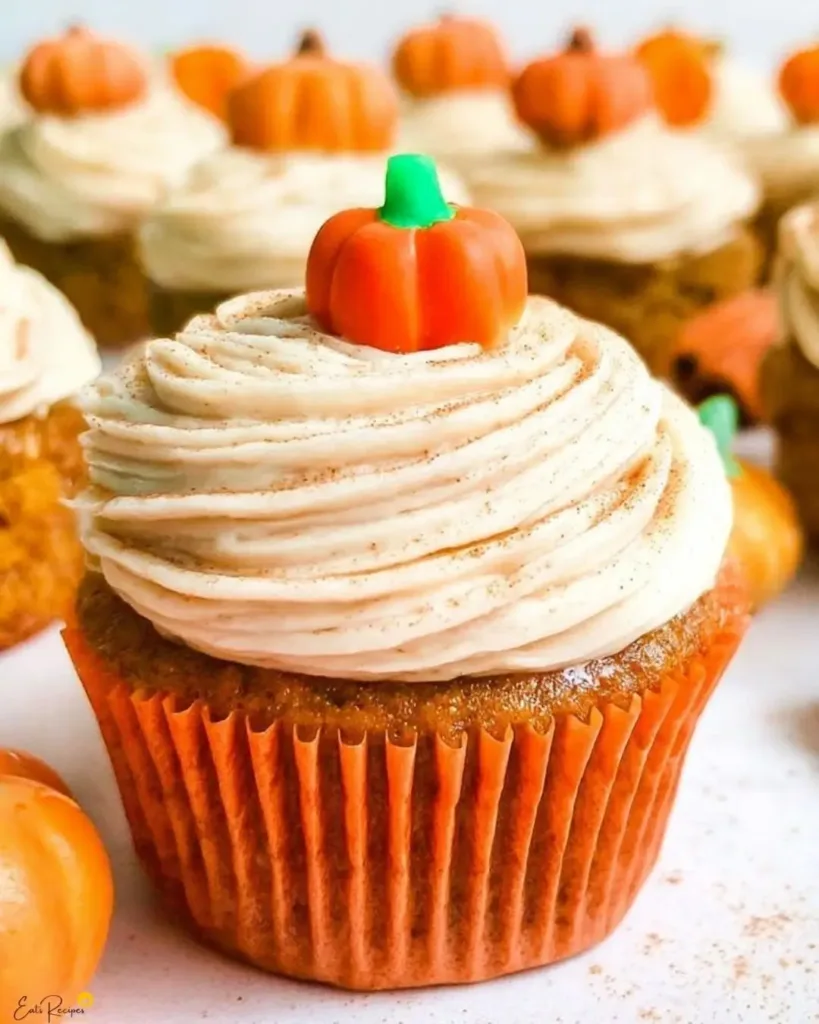 How to Make Pumpkin Cupcakes with Cinnamon Cream Cheese Frosting